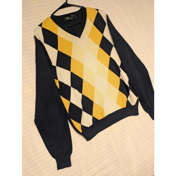 Brooks Brothers Country Club Men's Argyle V-Neck Sweater - Yellow & Navy - Picture 3 of 9